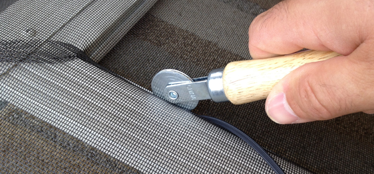 metal screen door repair in New Smyrna Beach